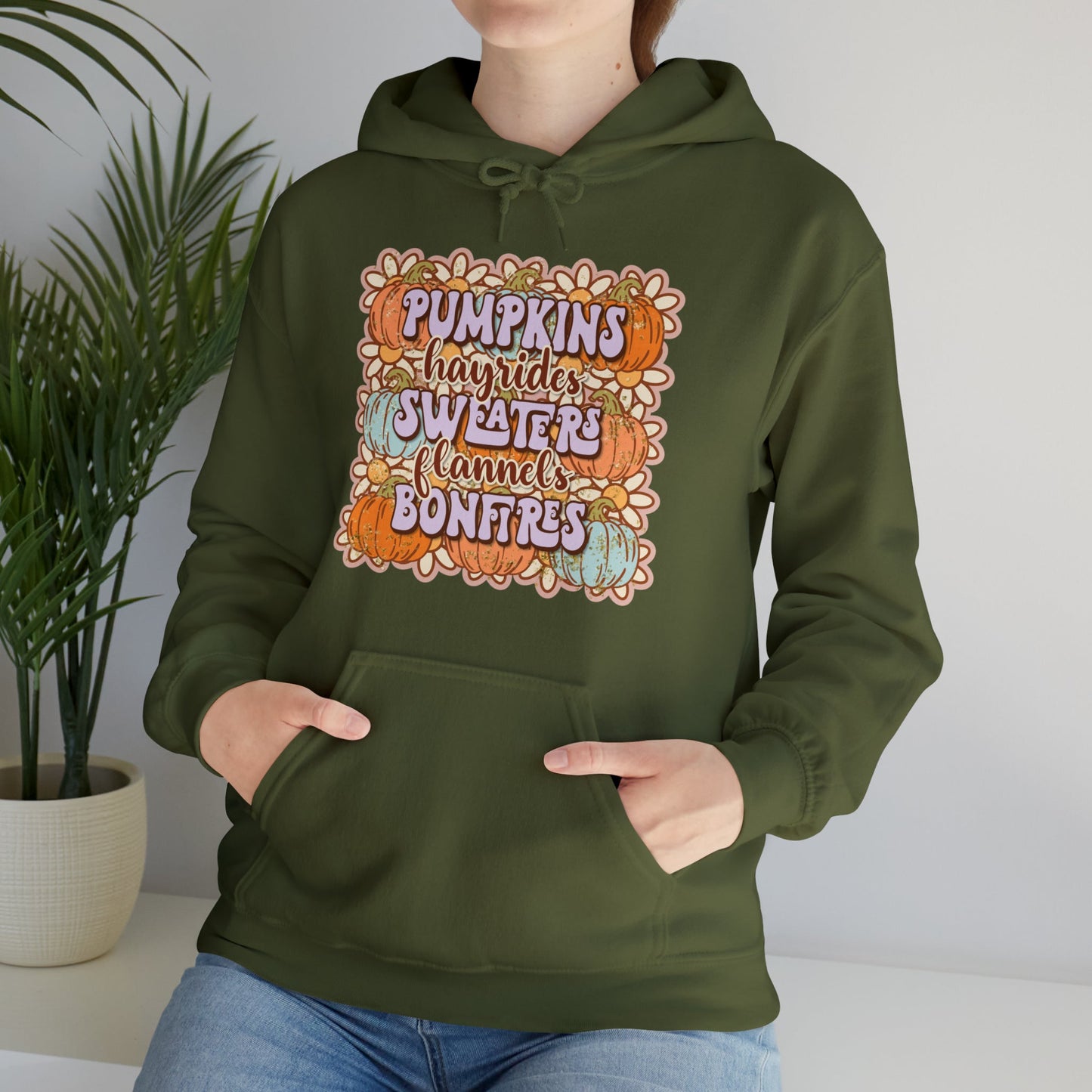 Daisy Pumpkin Hay Heavy Blend™ Hooded Sweatshirt